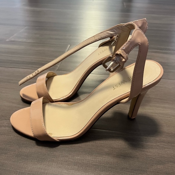 Nine West nude pink heels - Picture 3 of 8